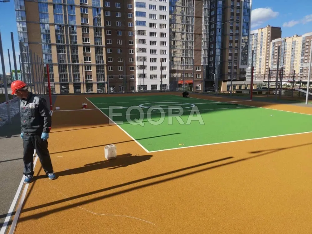 Из чего состоит бесшовное резиновое покрытие в Дмитре?